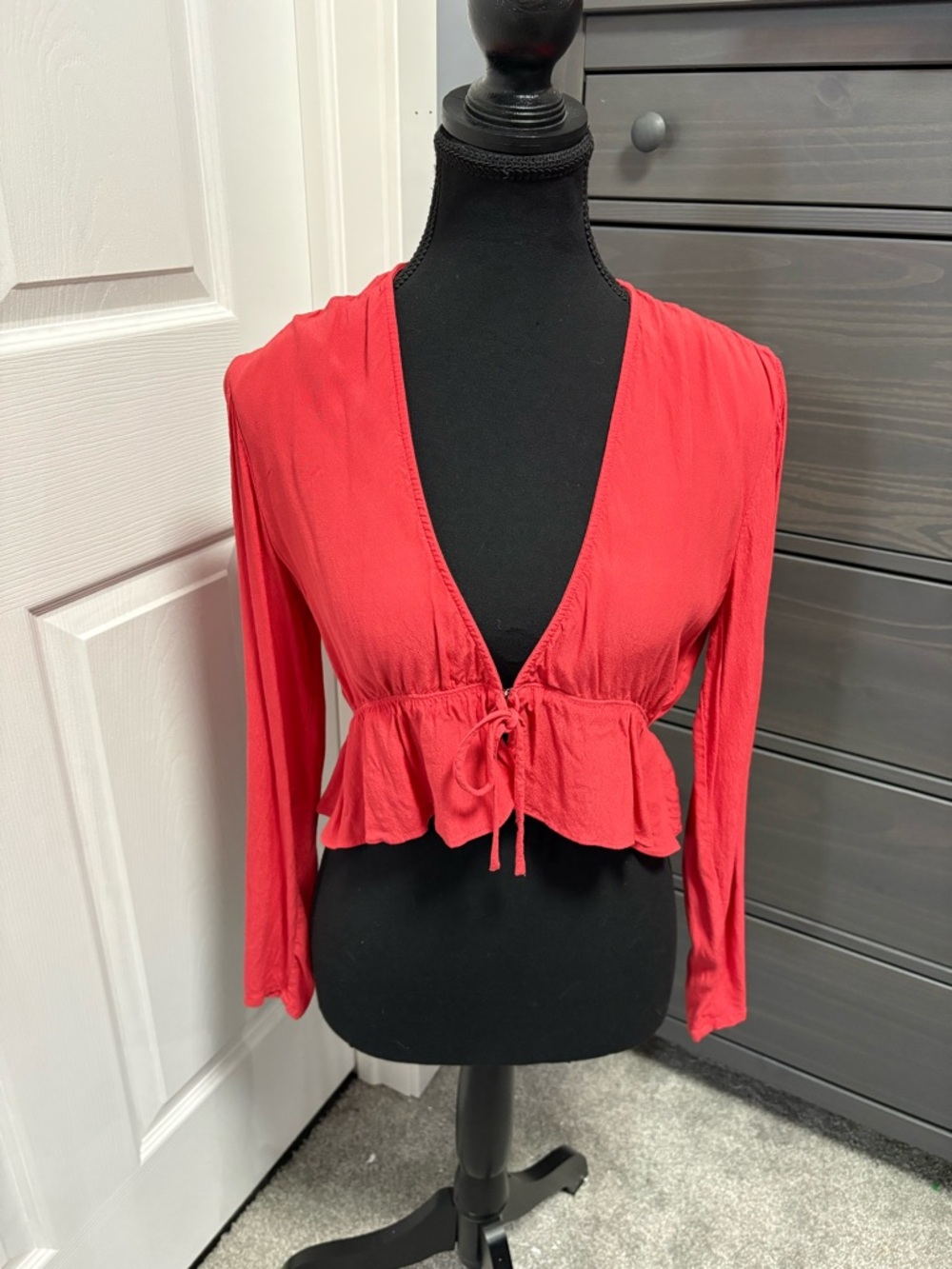 Aritzia - Sunday Best Blouse - Picture 2 of 8